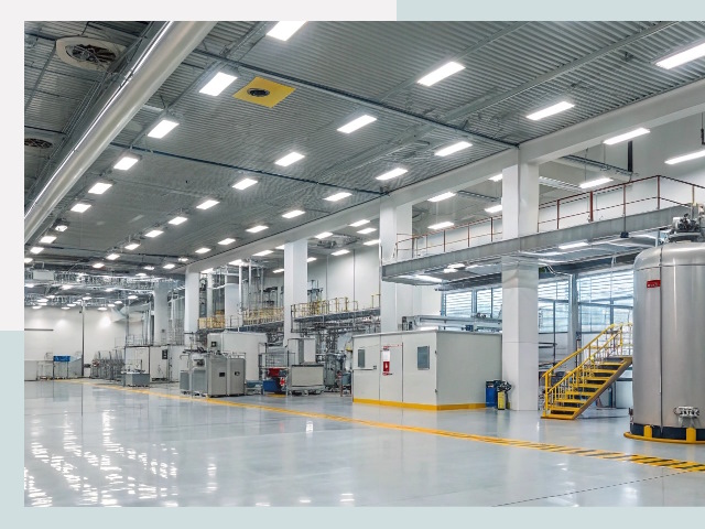 Освещение ангаров в Кронштадте от 626 руб. - Эффективные решения