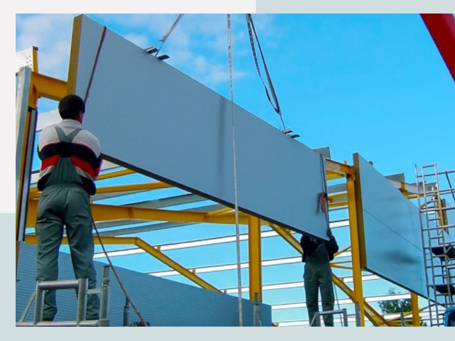 Монтаж сэндвич-панелей в Кронштадте от 626 руб.