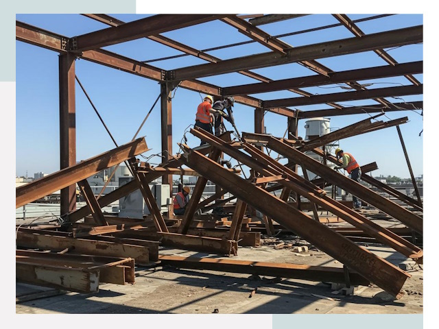 Демонтаж металлоконструкций в Кронштадте от 626 руб.