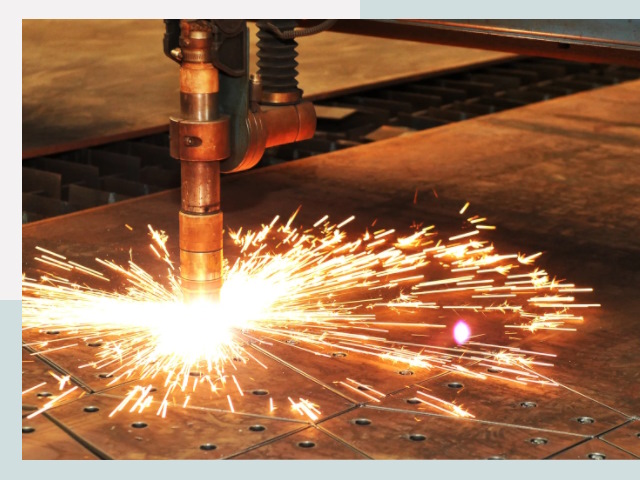 Плазменная резка металла в Кронштадте от 626 руб.
